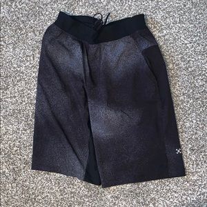 Men’s LuluLemons Sz S Shorts